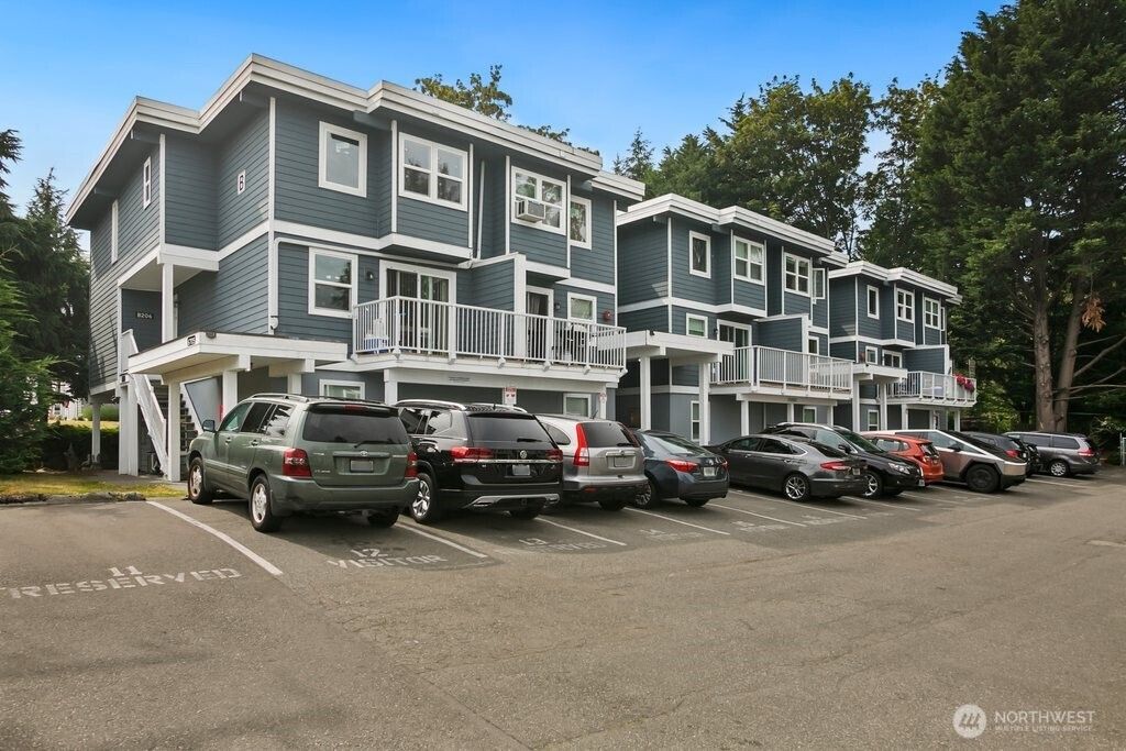 Photo of 6705 204th Street SW #B-203, Lynnwood, WA 98036 (MLS # 2397369)