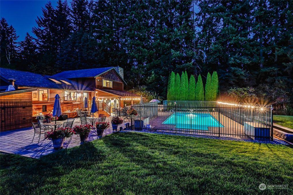 Photo of 8520 172nd Street SE, Snohomish, WA 98296 (MLS # 2273531)