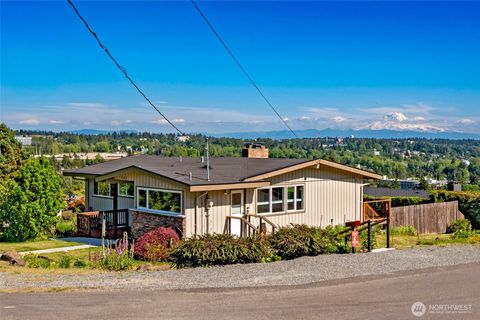 Photo of 705 S 209th Street, Des Moines, WA 98198 (MLS # 2509571)