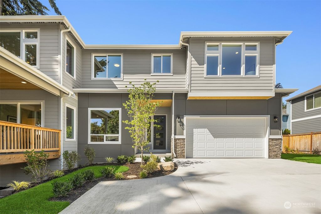 Photo of 855 Field Ave NE Ave, Renton, WA 98059 (MLS # 2264327)