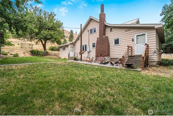 792 HIGHWAY 395 N # A, KETTLE FALLS, WA 99141 - Image fbc1eac8a204f65294ac1e87a515dece/1567932028