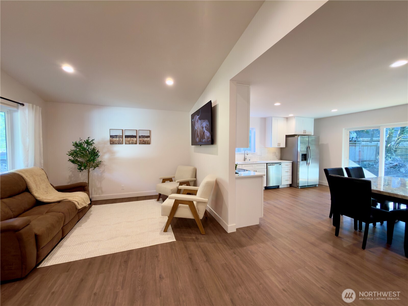 343 Duck Lake Drive SE