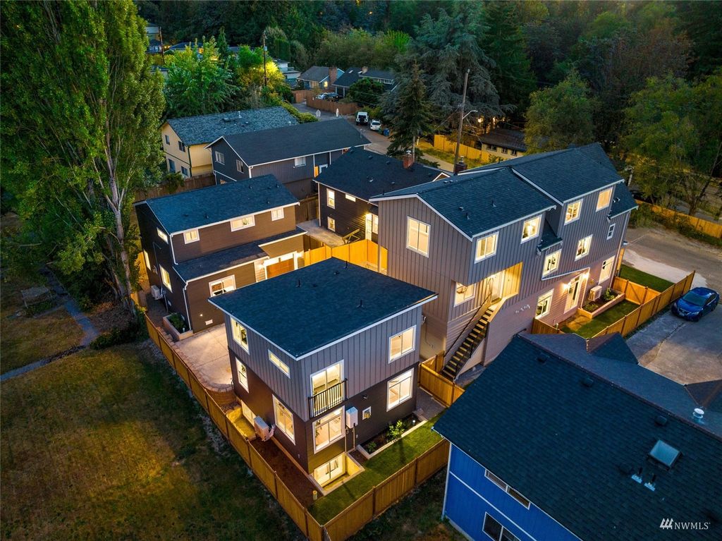 Photo of 7116 18th Avenue SW, Seattle, WA 98106 (MLS # 1992144)