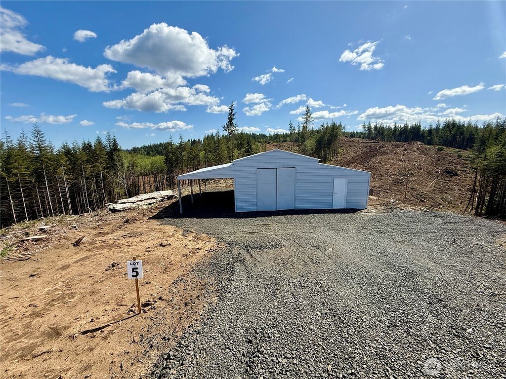 Photo of 8468 Us Highway 101, South Bend, WA 98586 (MLS # 2517152)