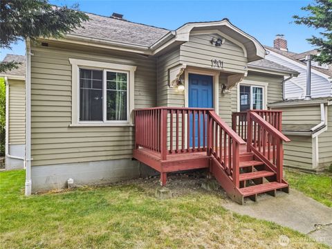 Photo of 1901 S Sprague Avenue, Tacoma, WA 98405 (MLS # 2535409)