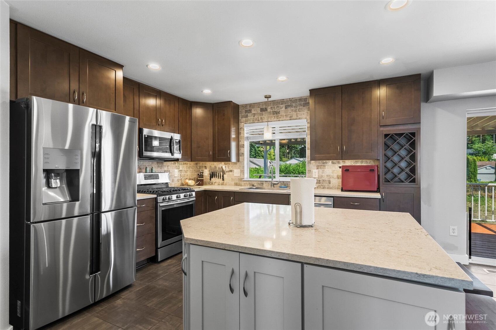 12815 120th Avenue E