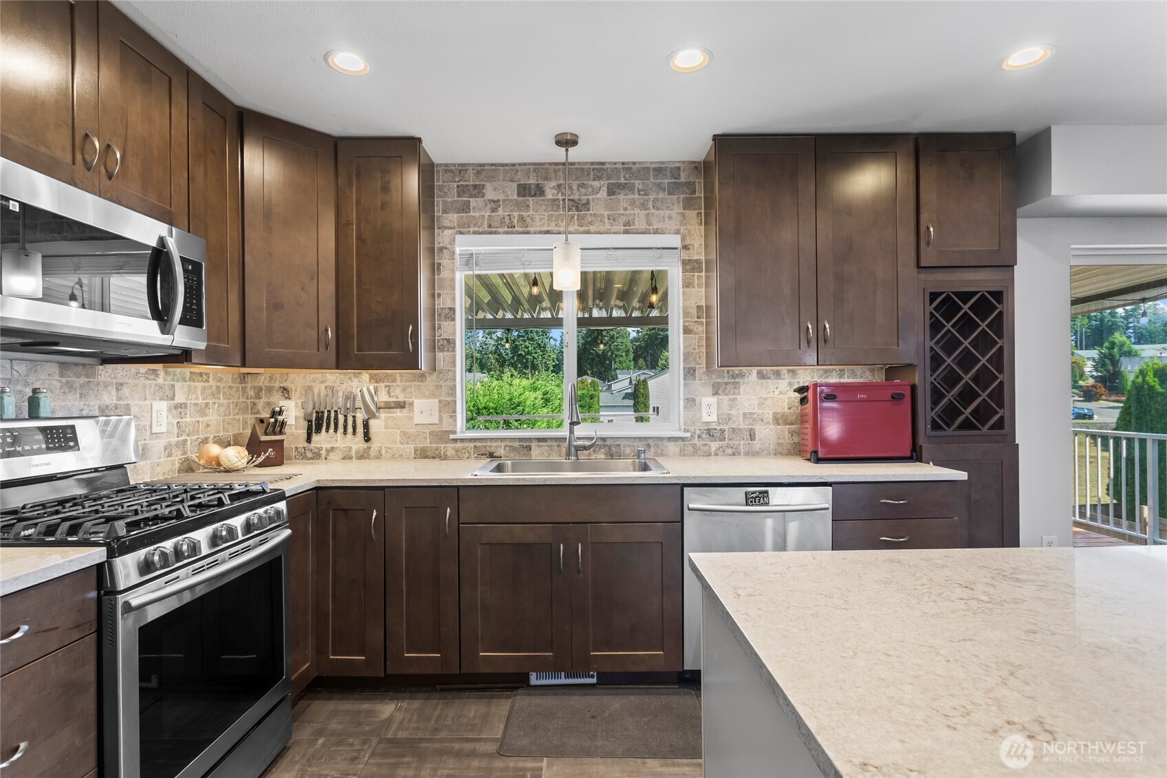 12815 120th Avenue E