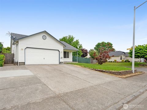 Photo of 15420 NE 84th Street, Vancouver, WA 98682 (MLS # 2520415)