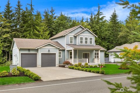 490 Mount Constance Way Port Ludlow WA 98365