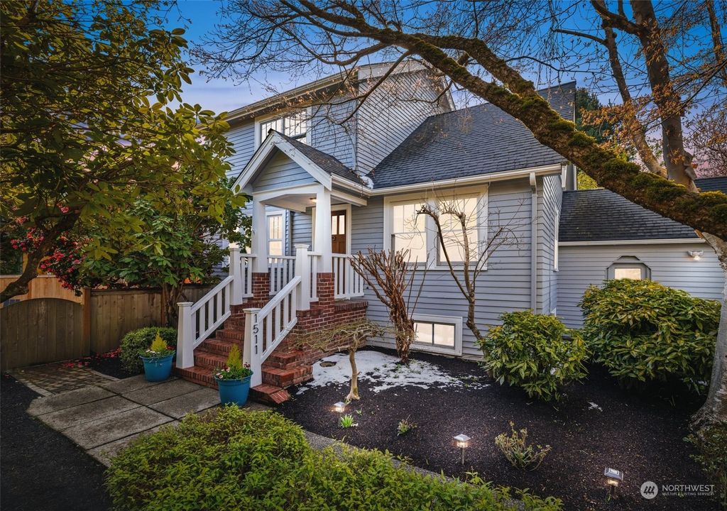 Photo of 1511 NW 200th Street, Shoreline, WA 98177 (MLS # 2053289)