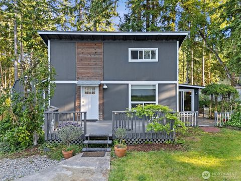 Photo of 19516 26th Street Ct SW, Lakebay, WA 98349 (MLS # 2385305)