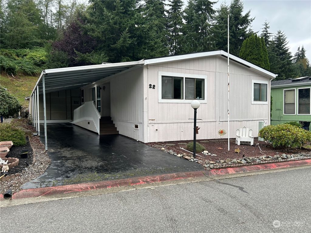 Photo of 5810 Fleming st St #22, Everett, WA 98203 (MLS # 2285736)