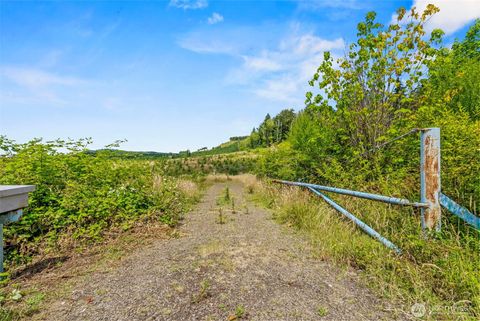 Photo of 0 Lot D Holcomb Road, Kelso, WA 98632 (MLS # 2550208)