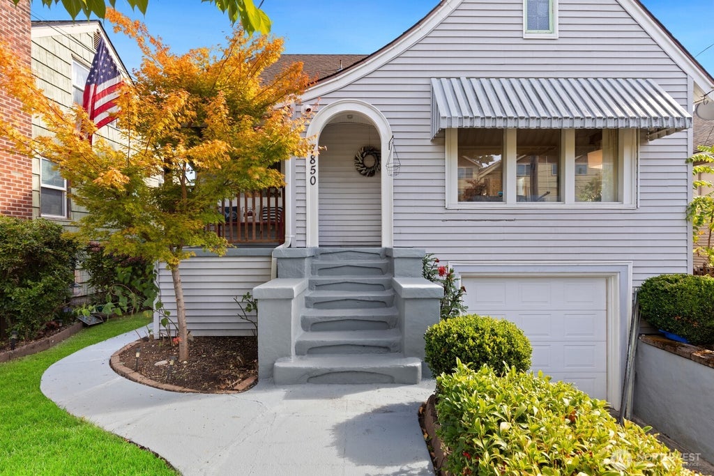 Photo of 7850 Renton Avenue S, Seattle, WA 98118 (MLS # 2590500)