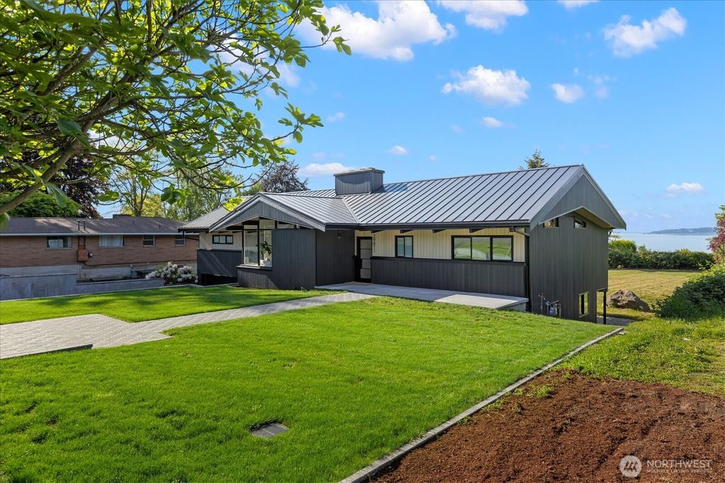 Photo of 29811 Marine View Drive SW, Federal Way, WA 98023 (MLS # 2526379)