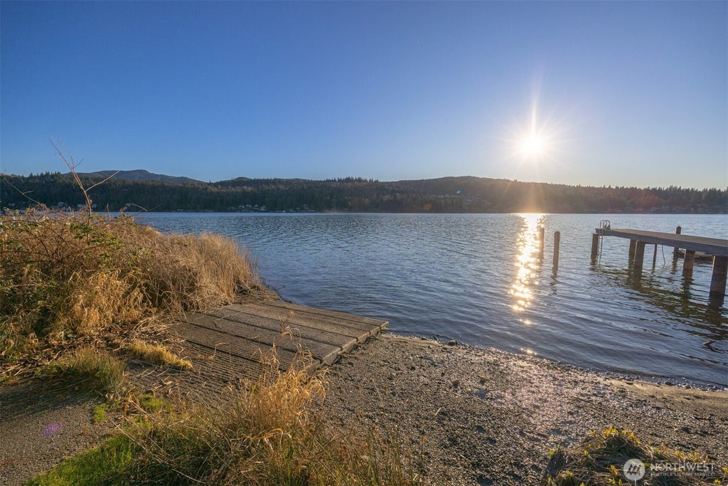 Photo of 2111 Dellesta Drive, Bellingham, WA 98226 (MLS # 2590734)