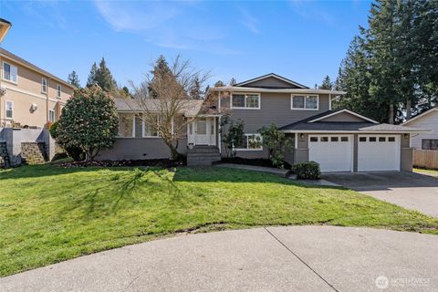 Photo of 2003 SW 304th Street, Federal Way, WA 98023 (MLS # 2483696)