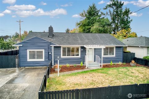 Photo of 302 S 76th Street, Tacoma, WA 98408 (MLS # 2440574)
