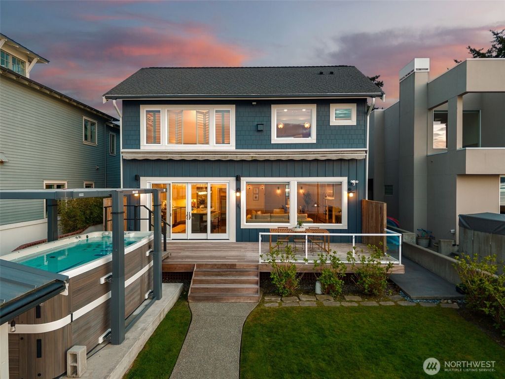 Photo of 9 SW Three Tree Point Lane, Burien, WA 98166 (MLS # 2500496)