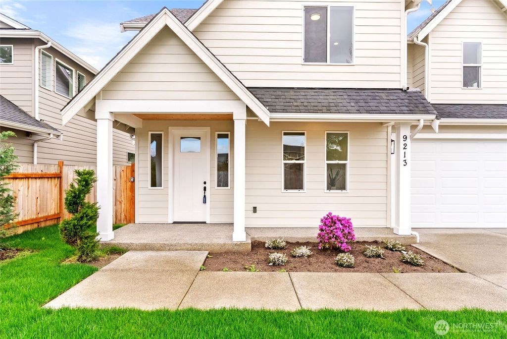 Photo of 9213 S Sheridan Avenue, Tacoma, WA 98444 (MLS # 2495715)