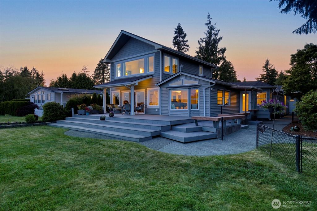 Photo of 12520 NE Marine View Drive, Kingston, WA 98346 (MLS # 2393020)