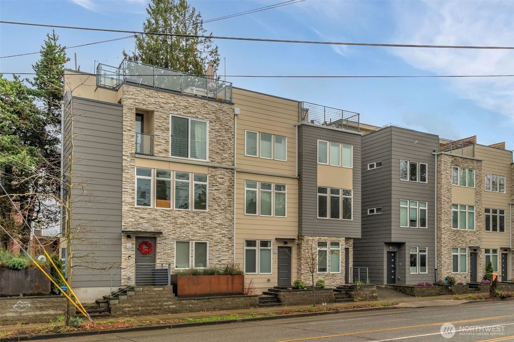 Photo of 4764 Green Lake Way N, Seattle, WA 98103 (MLS # 2339853)