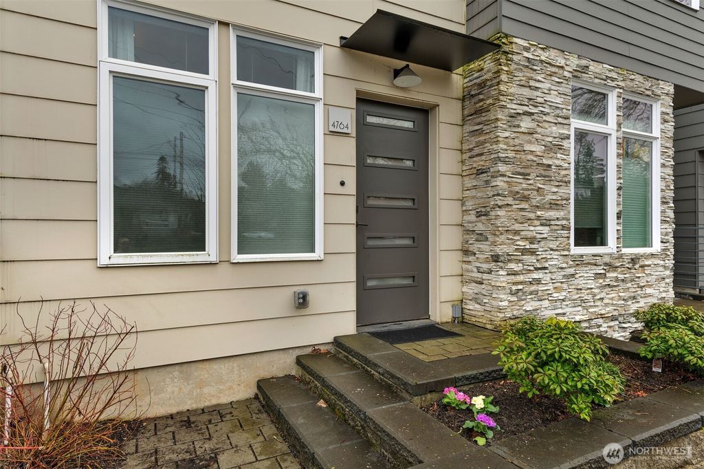 Photo of 4764 Green Lake Way N, Seattle, WA 98103 (MLS # 2339853)