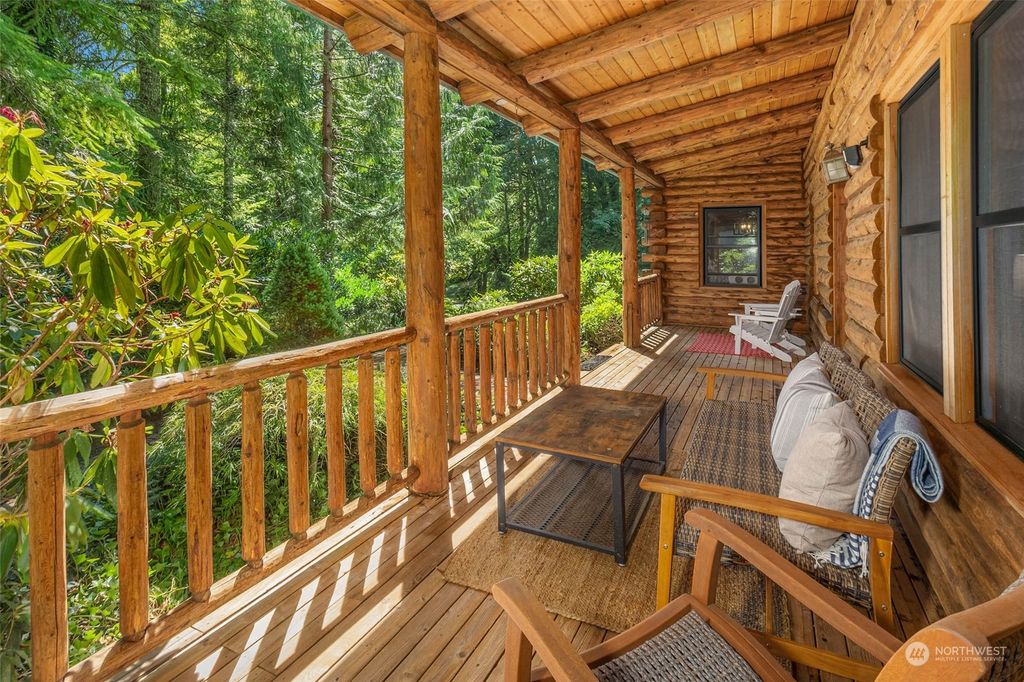 Photo of 6635 Preston Fall City Road SE, Fall City, WA 98024 (MLS # 2147310)