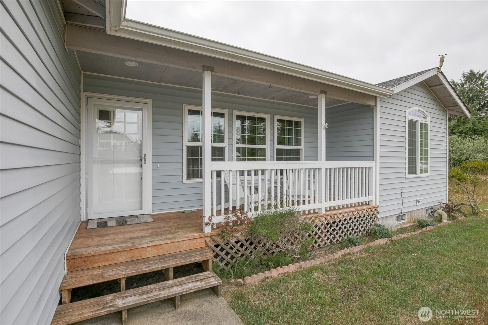 117 Bufflehead Street SW