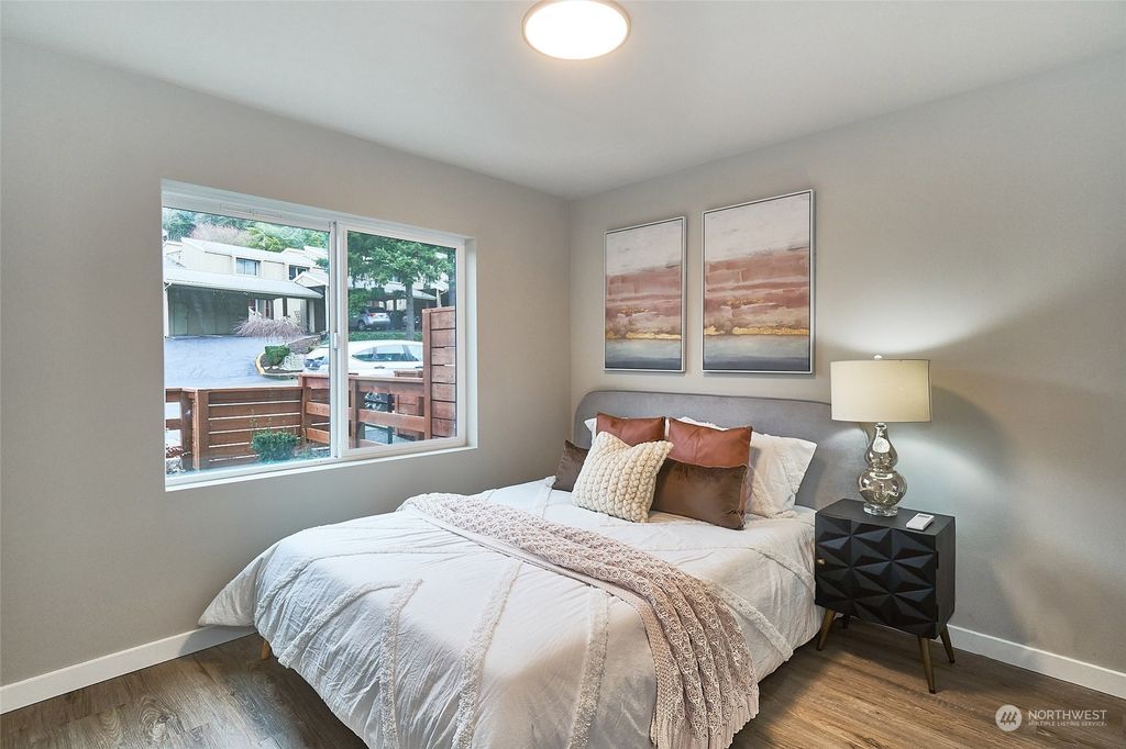 Photo of 7996 170th Avenue NE, Redmond, WA 98052 (MLS # 2191281)