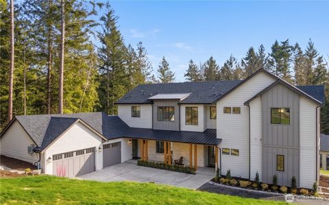 Photo of 26030 NE 29th Place, Redmond, WA 98053 (MLS # 2522736)