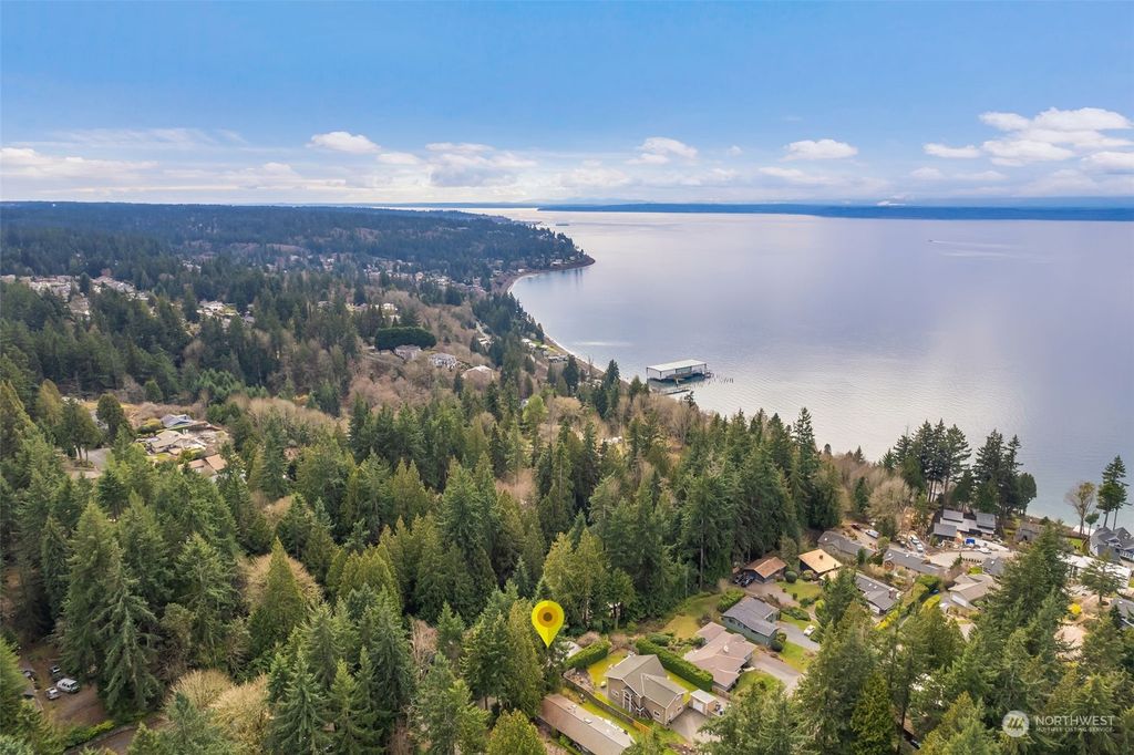 Photo of 15724 70th Avenue W, Edmonds, WA 98026 (MLS # 2196824)