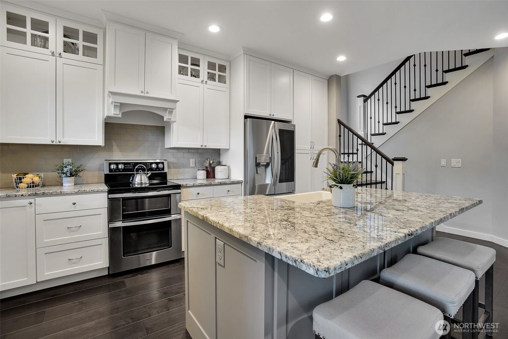 Photo of 16144 167th Avenue SE, Renton, WA 98058 (MLS # 2388945)