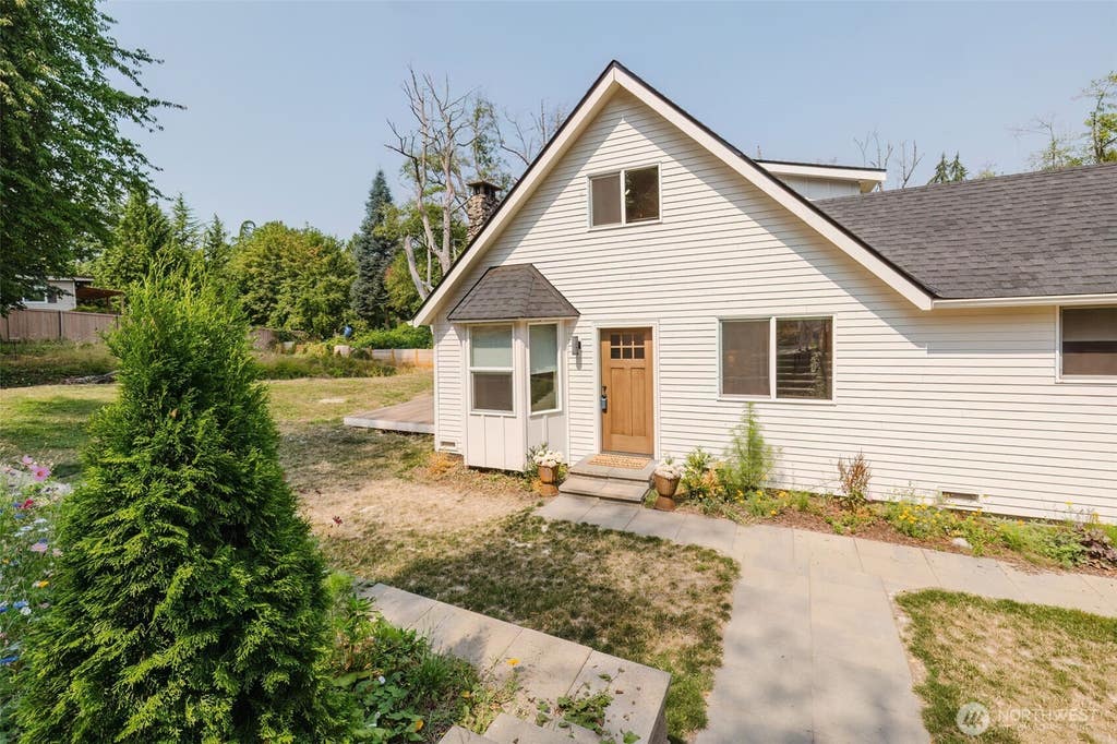 Photo of 11109 E Jovita Boulevard, Edgewood, WA 98372 (MLS # 2570216)