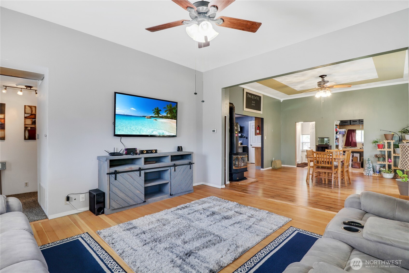 108 2nd Street SE
