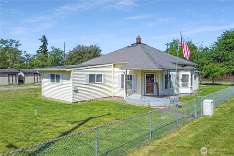 Photo of 108 2nd Street SE, Rainier, WA 98576 (MLS # 2385176)