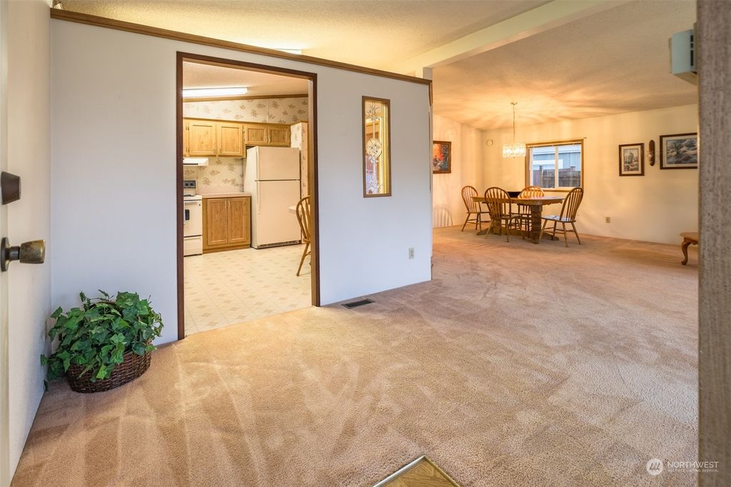 Photo of 27410 149th Avenue SE #61, Kent, WA 98042 (MLS # 2191352)