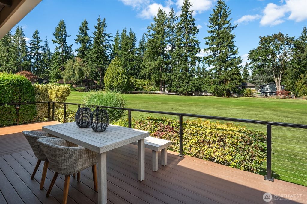 Photo of 18114 NE 27th Street, Redmond, WA 98052 (MLS # 2434159)