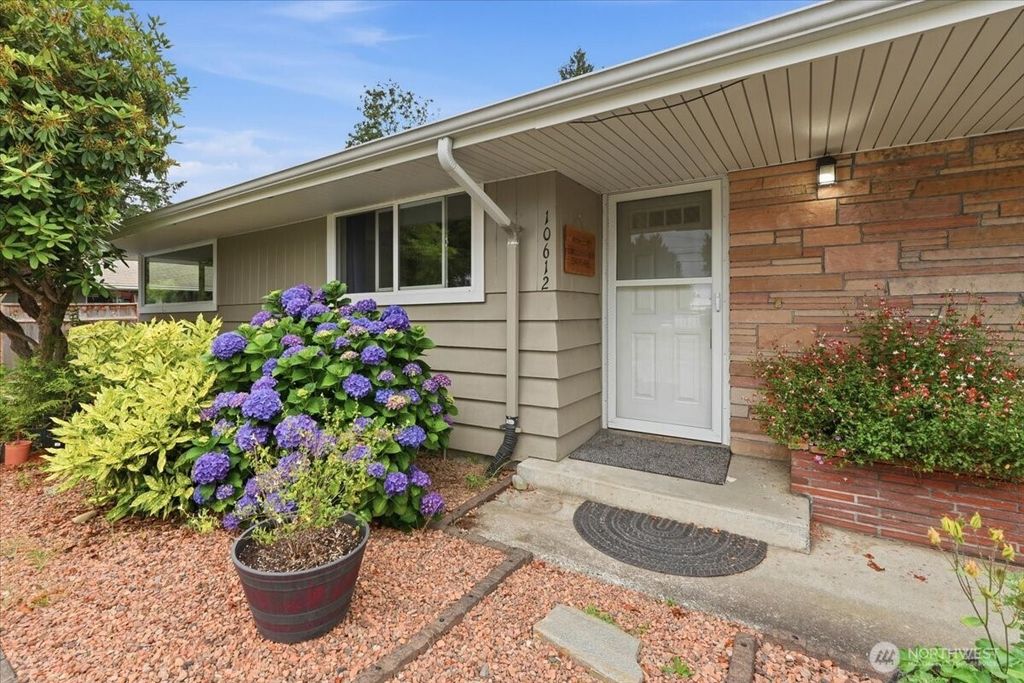Photo of 10612 Waller Road E, Tacoma, WA 98446 (MLS # 2548836)