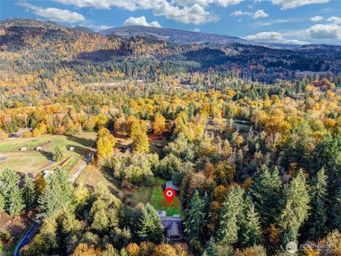 Photo of 17628 252nd Avenue SE, Maple Valley, WA 98038 (MLS # 2451226) Photo of 17628 252nd Avenue SE, Maple Valley, WA 98038 (MLS # 2451226)