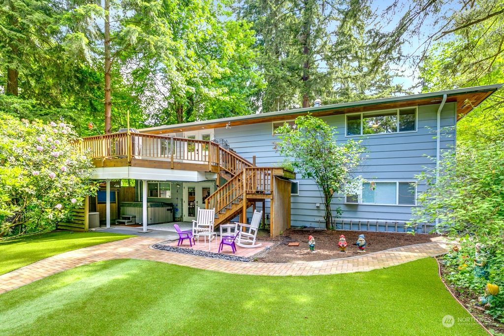 Photo of 23026 35th Avenue W, Brier, WA 98036 (MLS # 2293005)