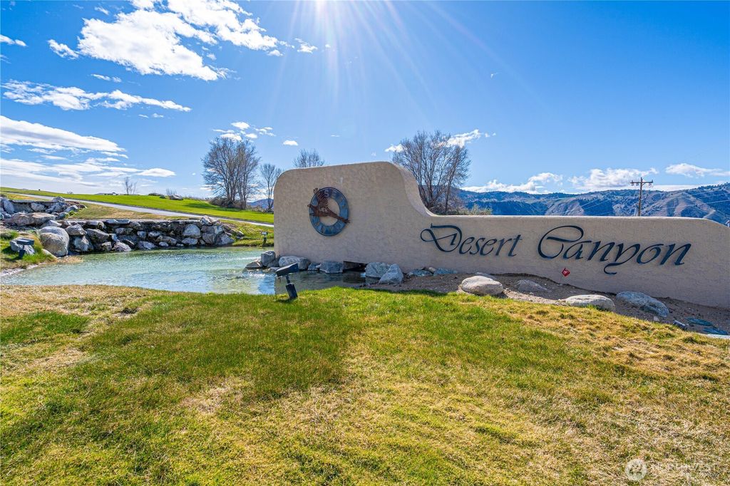 Photo of 123 Red Hawk Dr Dr, Orondo, WA 98843 (MLS # 2499532)