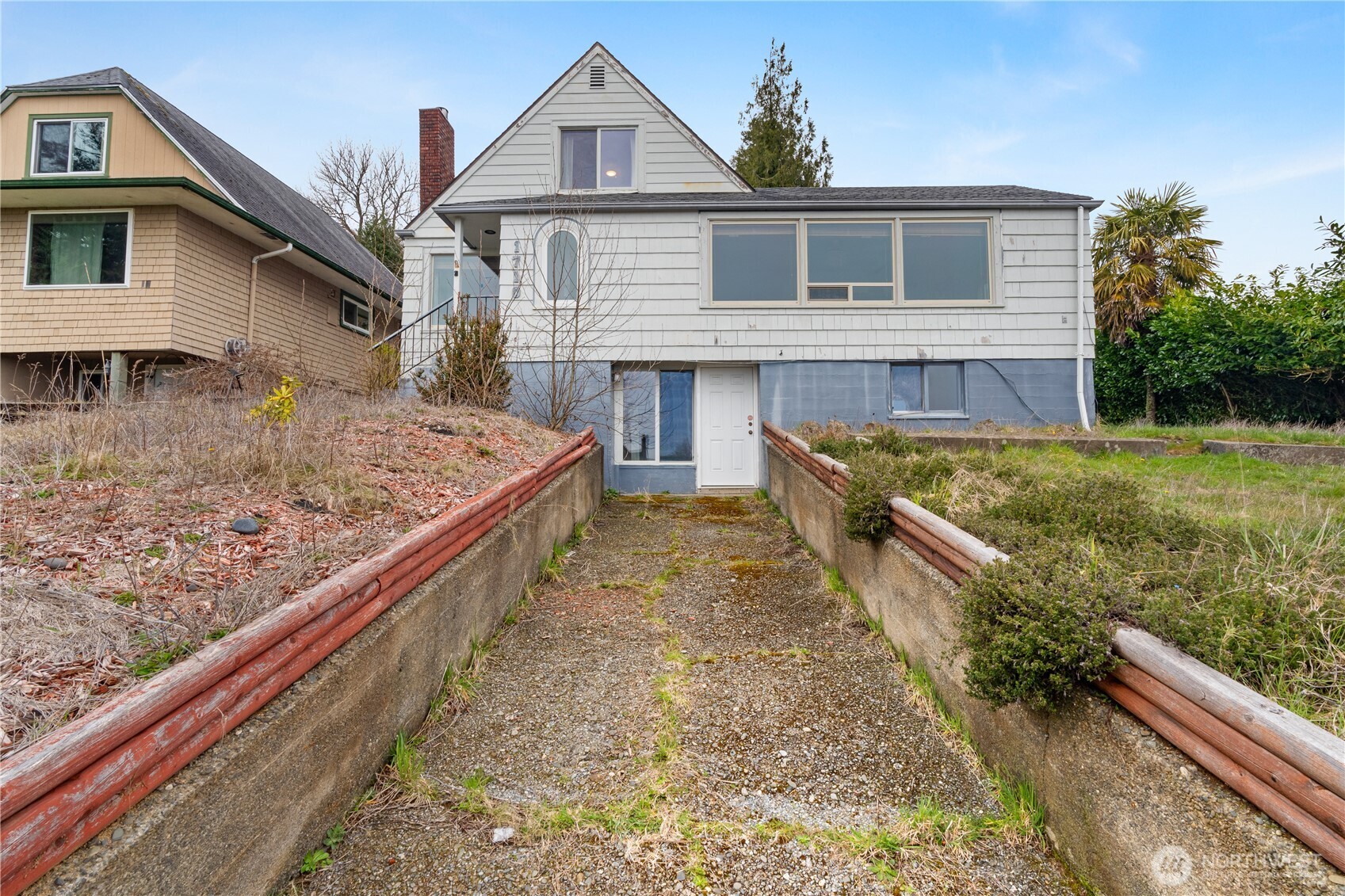 1710 Isabel Way