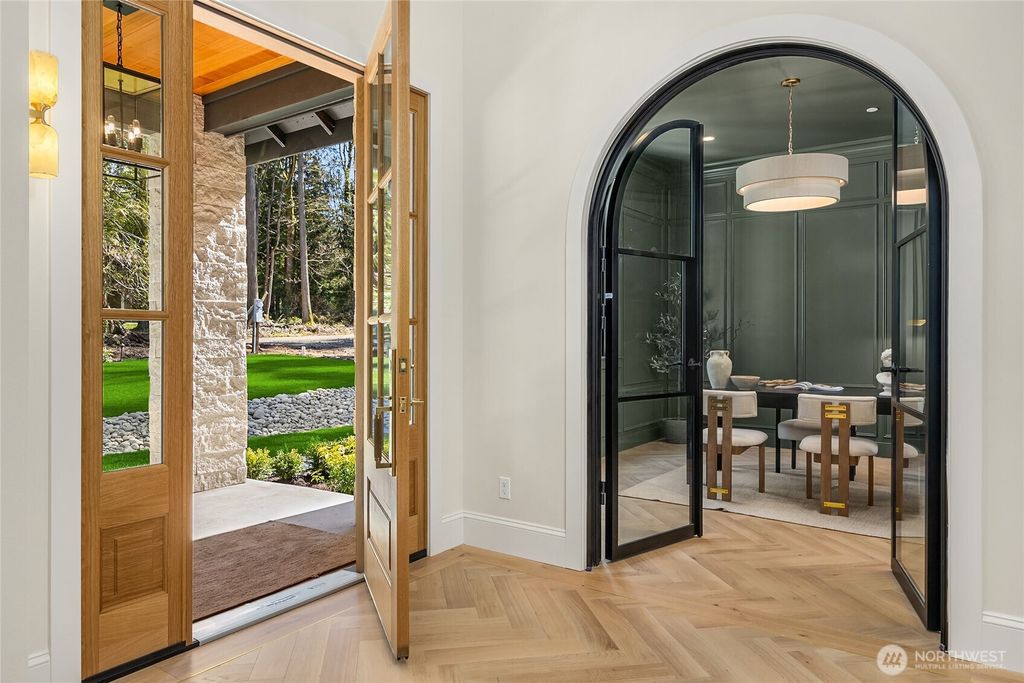 Photo of 9473 Springwood Avenue NE, Bainbridge Island, WA 98110 (MLS # 2503253)