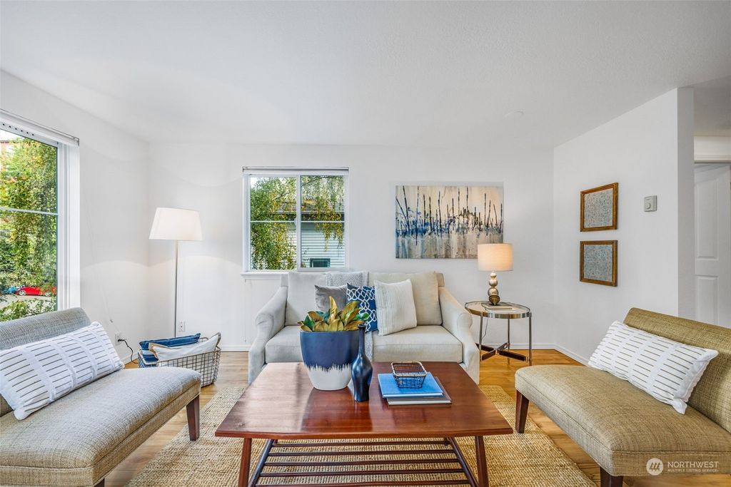 Photo of 300 10th Avenue #B303, Seattle, WA 98122 (MLS # 2004249)