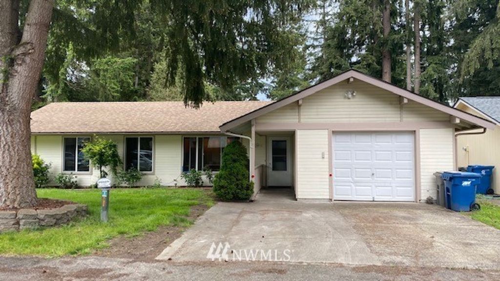 Photo of 19431 SE 266th Street, Covington, WA 98042 (MLS # 1946095)
