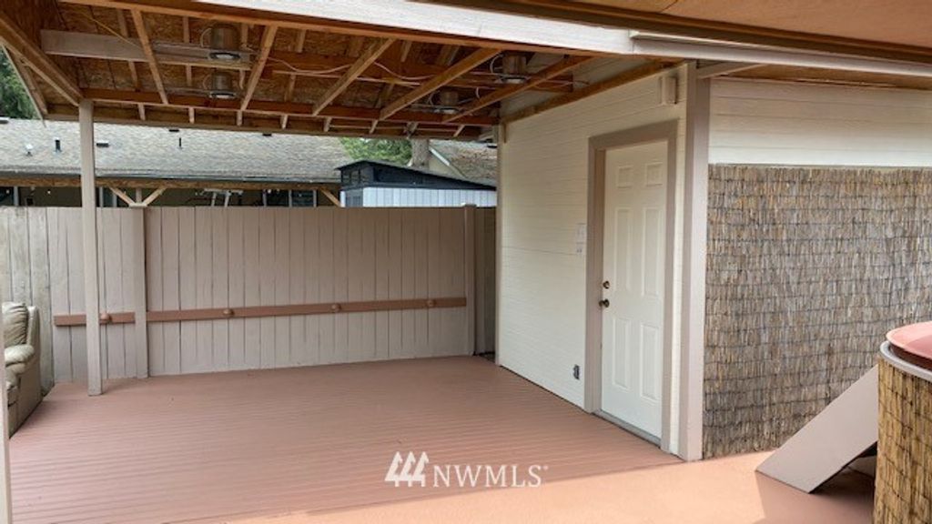 Photo of 19431 SE 266th Street, Covington, WA 98042 (MLS # 1946095)