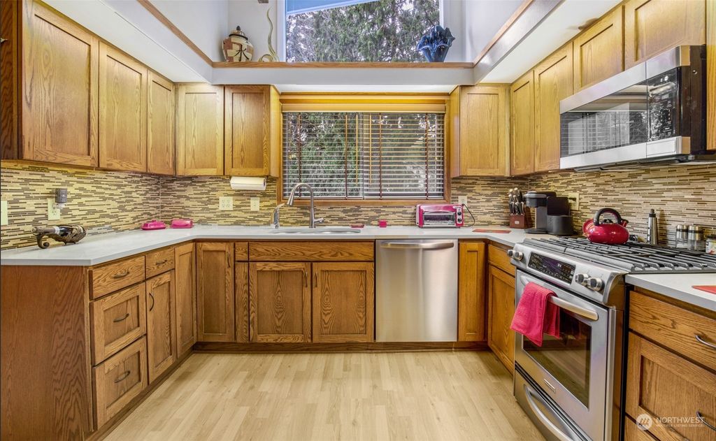 Photo of 4503 NE 93rd Street, Seattle, WA 98115 (MLS # 2034359)