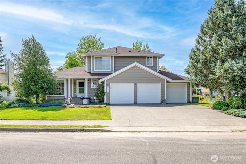 Photo of 514 Blanchat Court, Enumclaw, WA 98022 (MLS # 2521970)