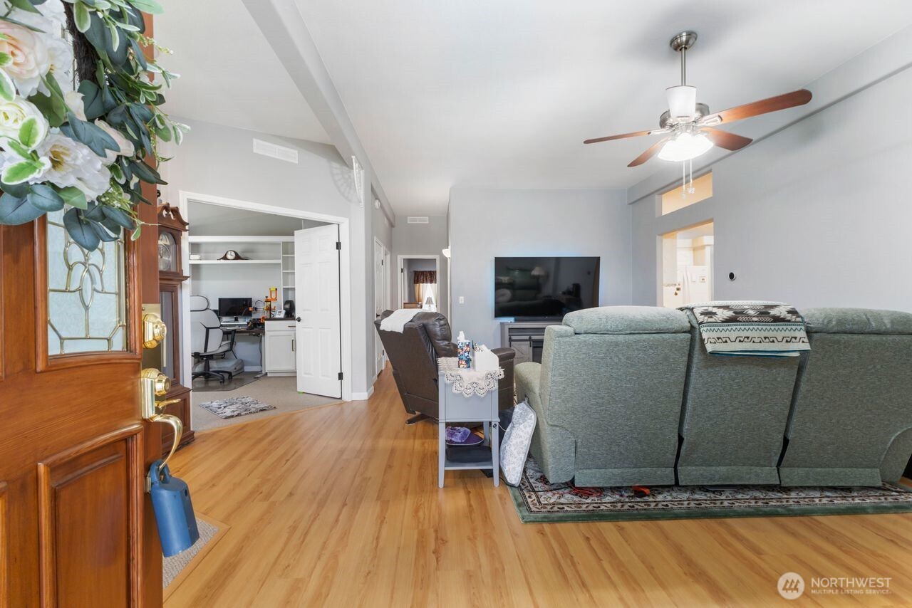 5916 89th Street Ct E 14